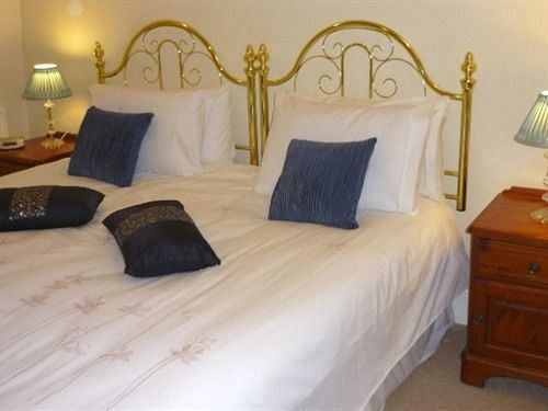 בקסטון Alpine Lodge Guest House מראה חיצוני תמונה