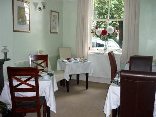 בקסטון Alpine Lodge Guest House מראה חיצוני תמונה