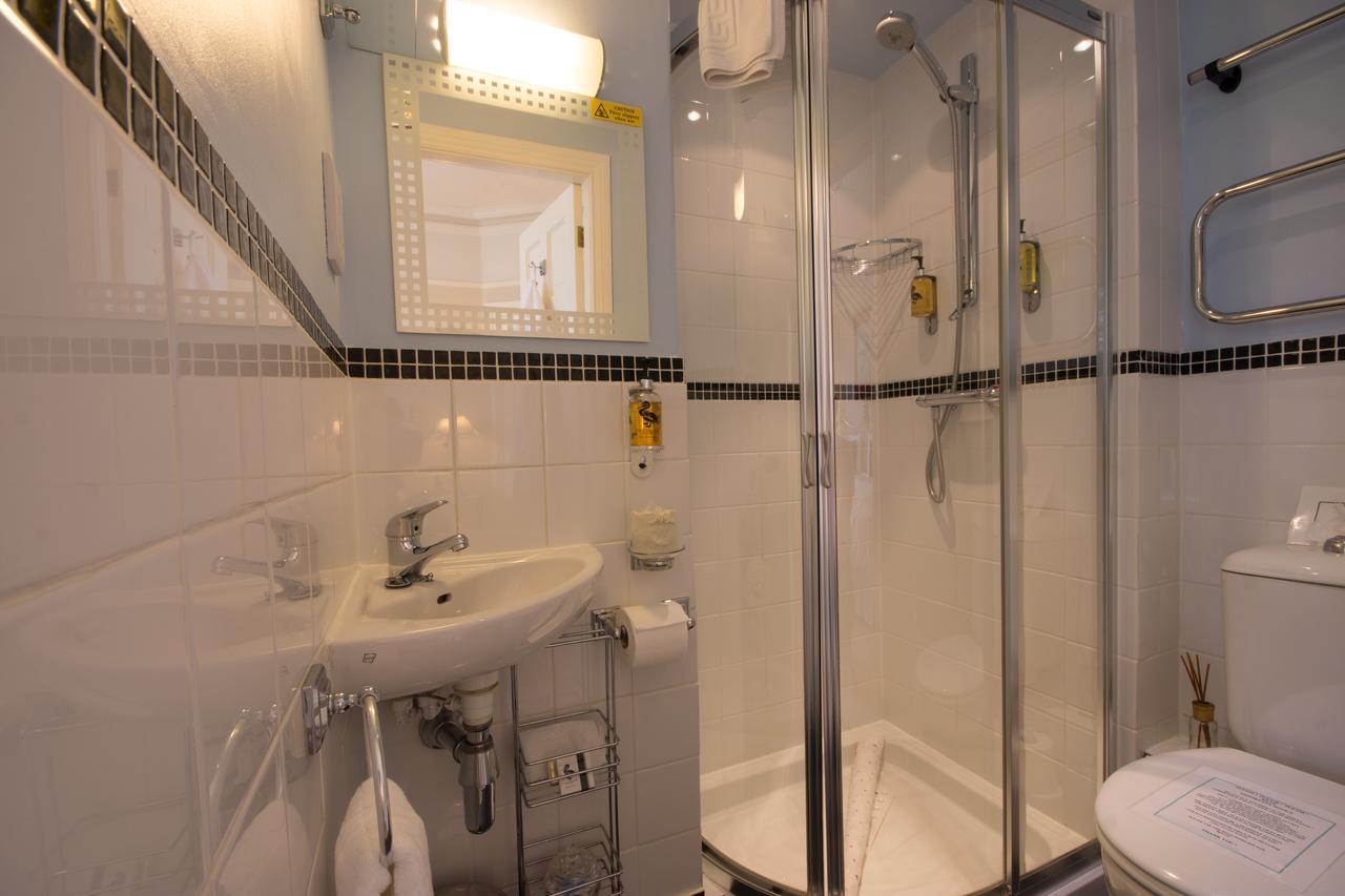 בקסטון Alpine Lodge Guest House מראה חיצוני תמונה